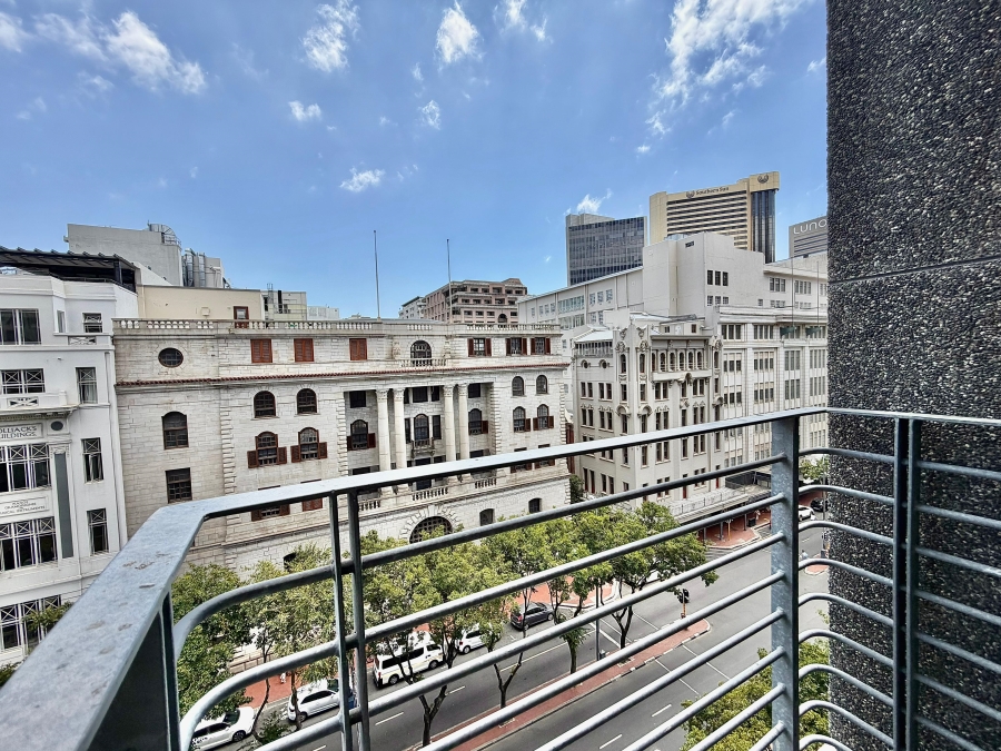 1 Bedroom Property for Sale in Cape Town City Centre Western Cape